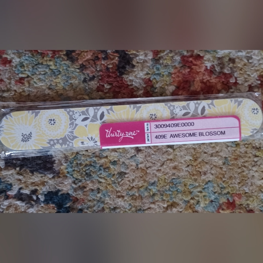 🚨ADD 2 Bundle 4 FREE🚨Awesome Blossom Emory board - Picture 1 of 2